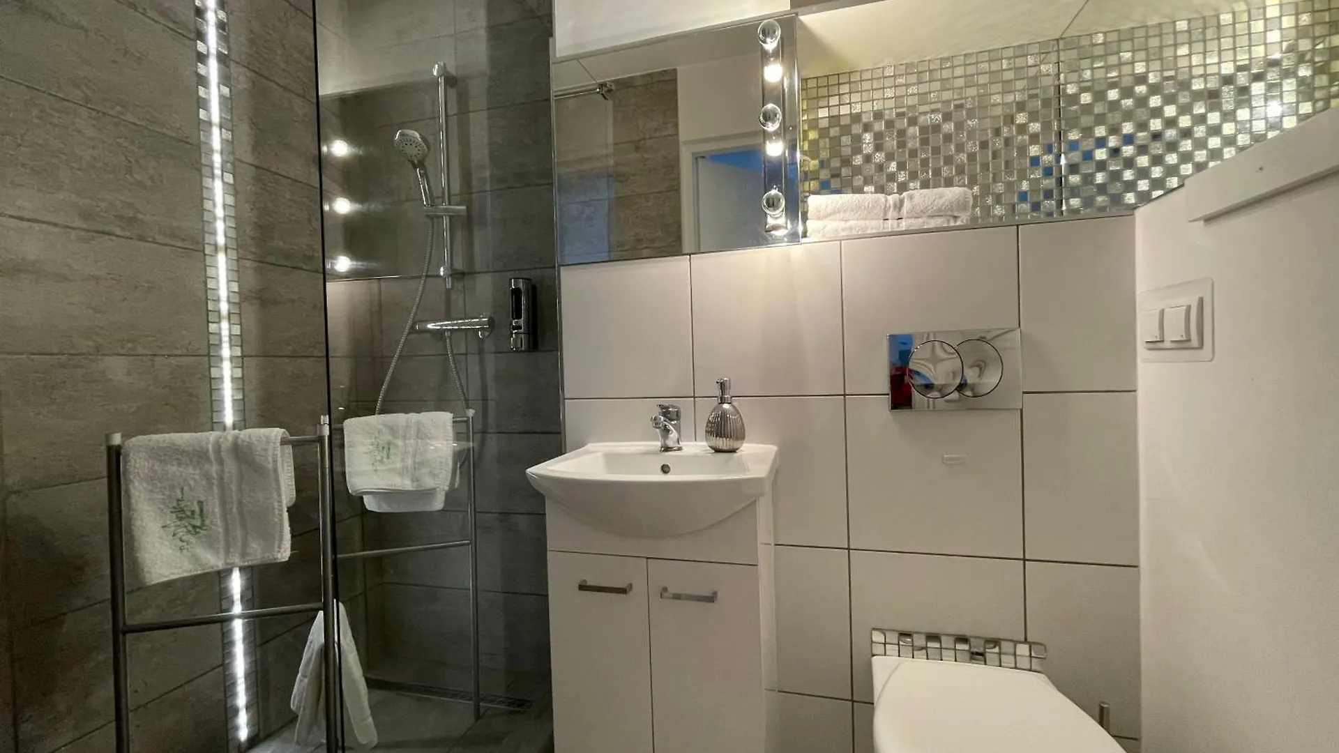 Good Time Apartments Warsaw City Center 0*,  폴란드
